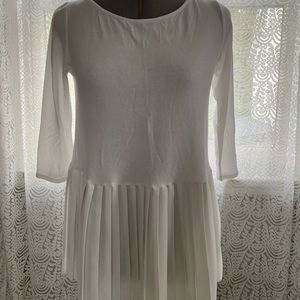 H.I.P White Pleated Peplum Top Size XS